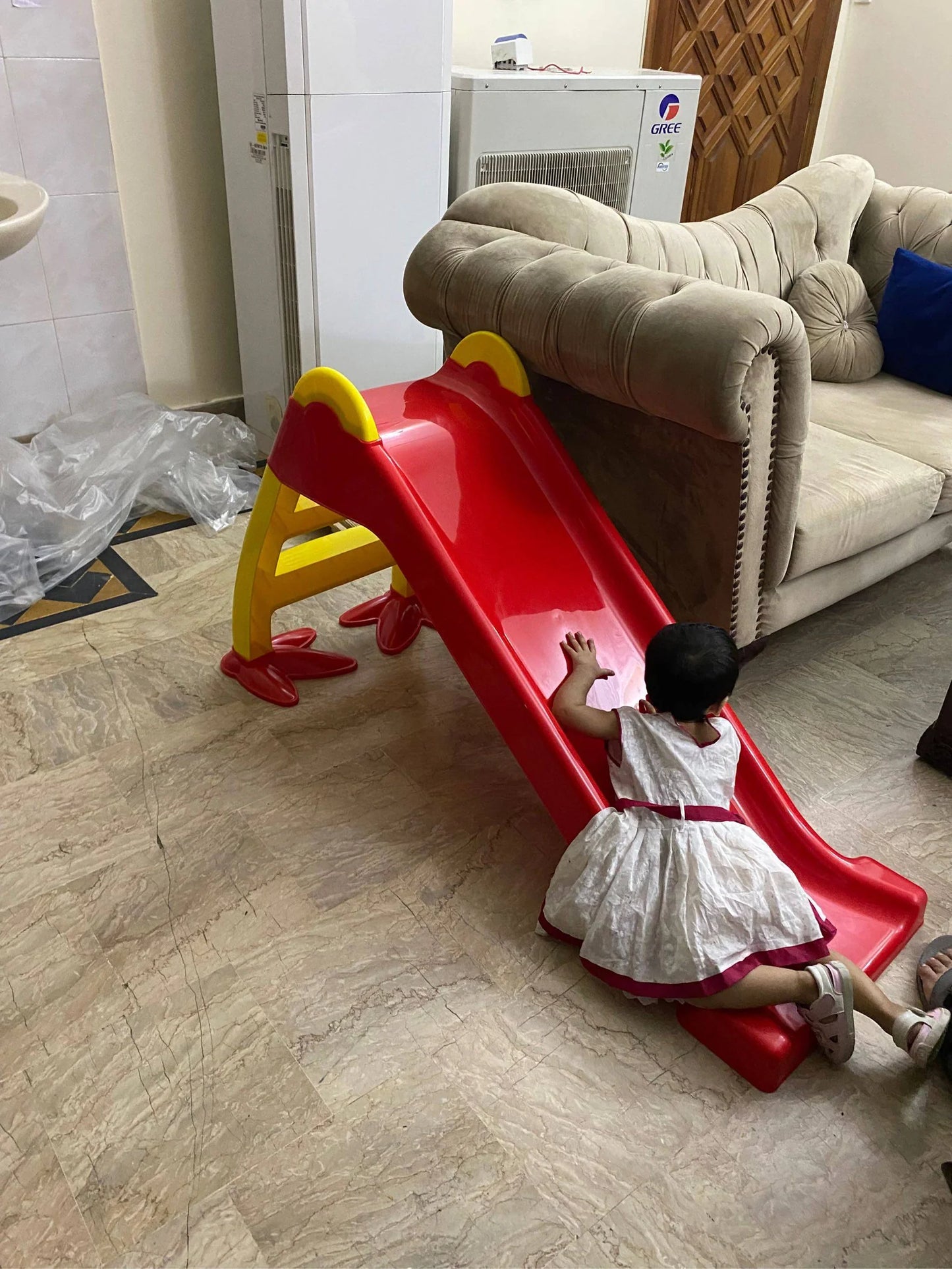 BuyBaby Kids Smooth Slides